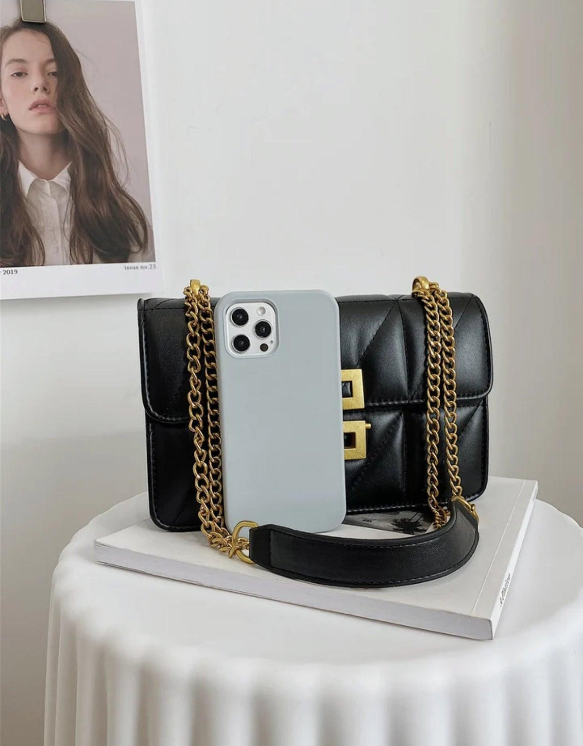 Bolsa Elegância e Sofisticação em Cada Detalhe - Basic
