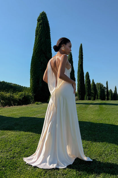 Vestido Longo Pérola Acetinado com Decote Profundo nas Costas