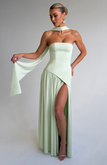 Fabricia | Vestido Longo Elegante