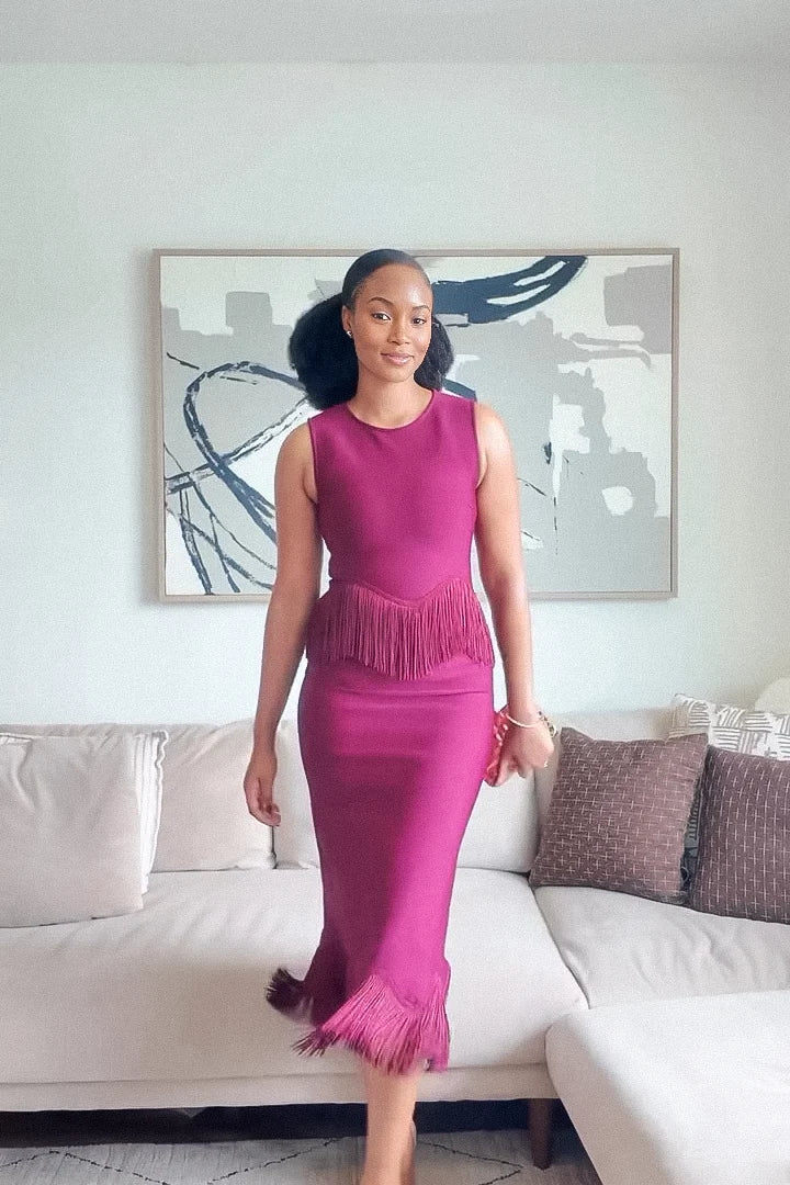 Vestido Zynelle Midi Magenta com Franjas