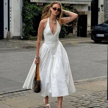 Vestido Feminino Elegante Eudora – Longo Decote Profundo e Costas Nuas