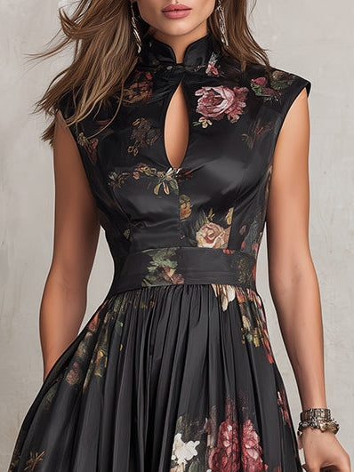 Vestido Nyveris Midi Preto em Cetim Plissado Floral