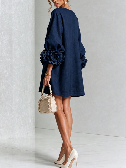 Vestido Curto Helena Floral com Mangas Marcantes