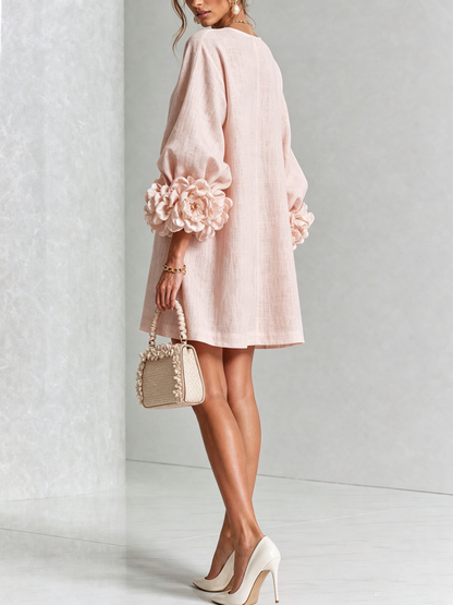 Vestido Curto Helena Floral com Mangas Marcantes