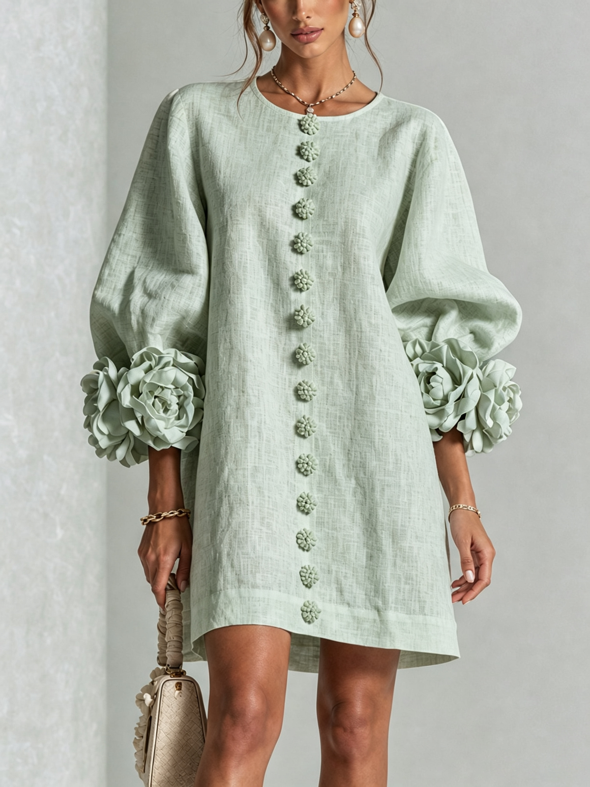 Vestido Curto Helena Floral com Mangas Marcantes