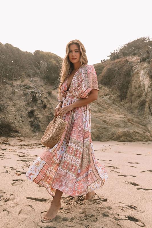Saída de Praia Basia Estampada com Decote V