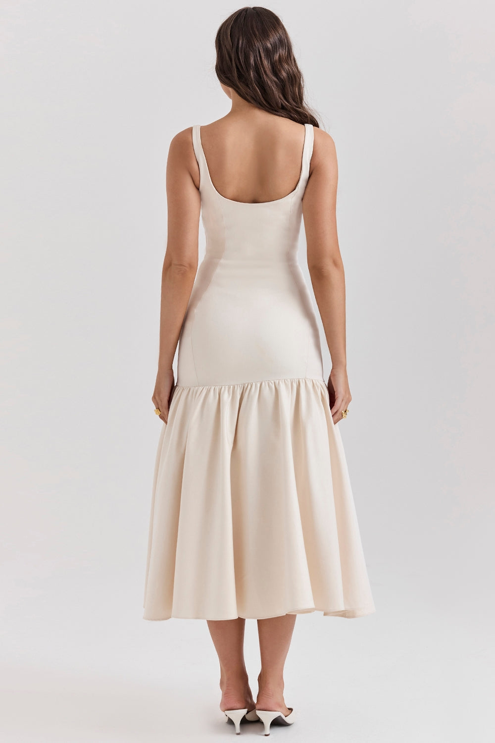 Loren | Vestido Elegante de Chiffon Plissado com Mangas Longas
