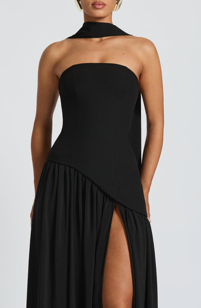 Fabricia | Vestido Longo Elegante